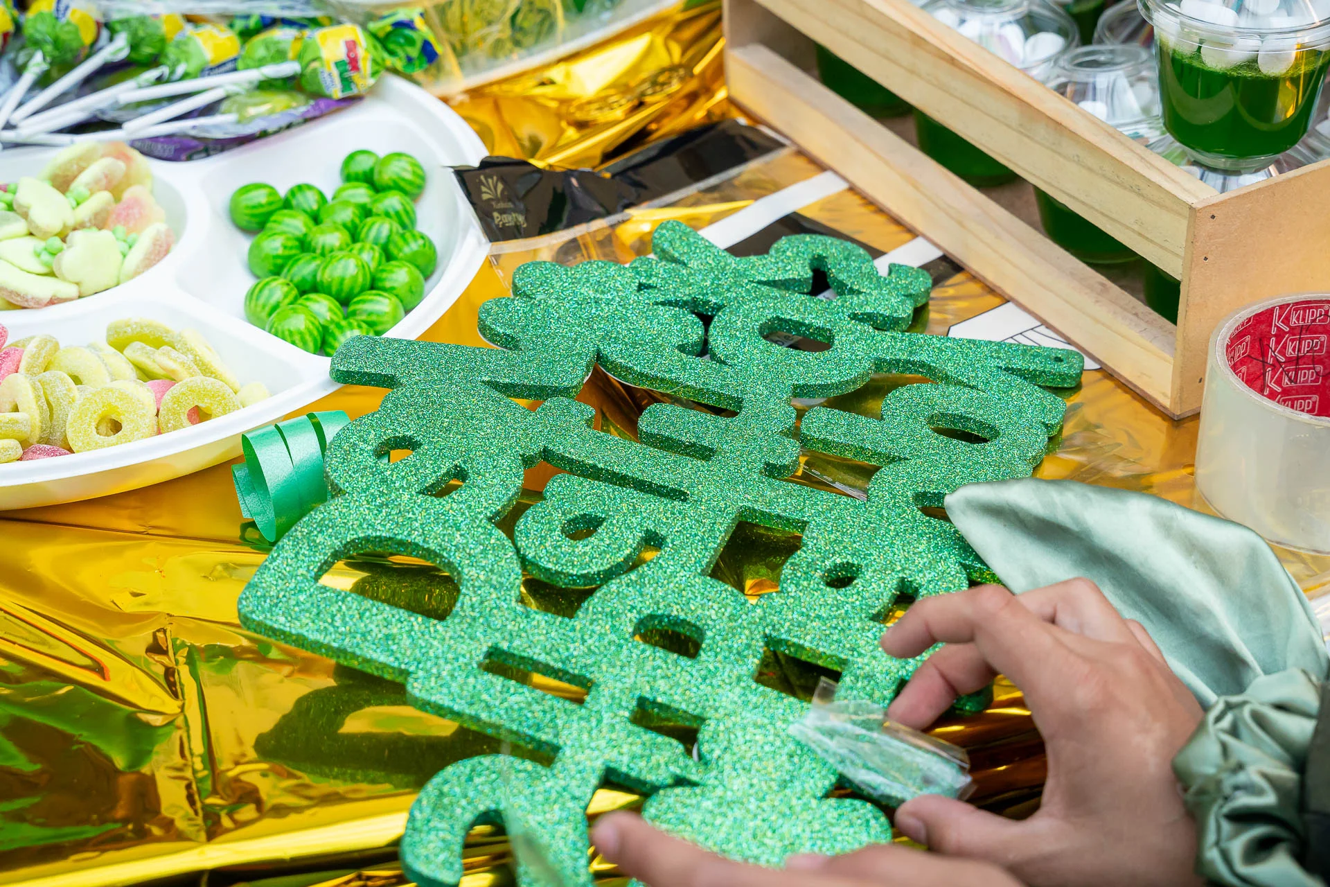 Celebración de St. Patrick’s Day en DSBS: actividades, disfraces y decoración verde.