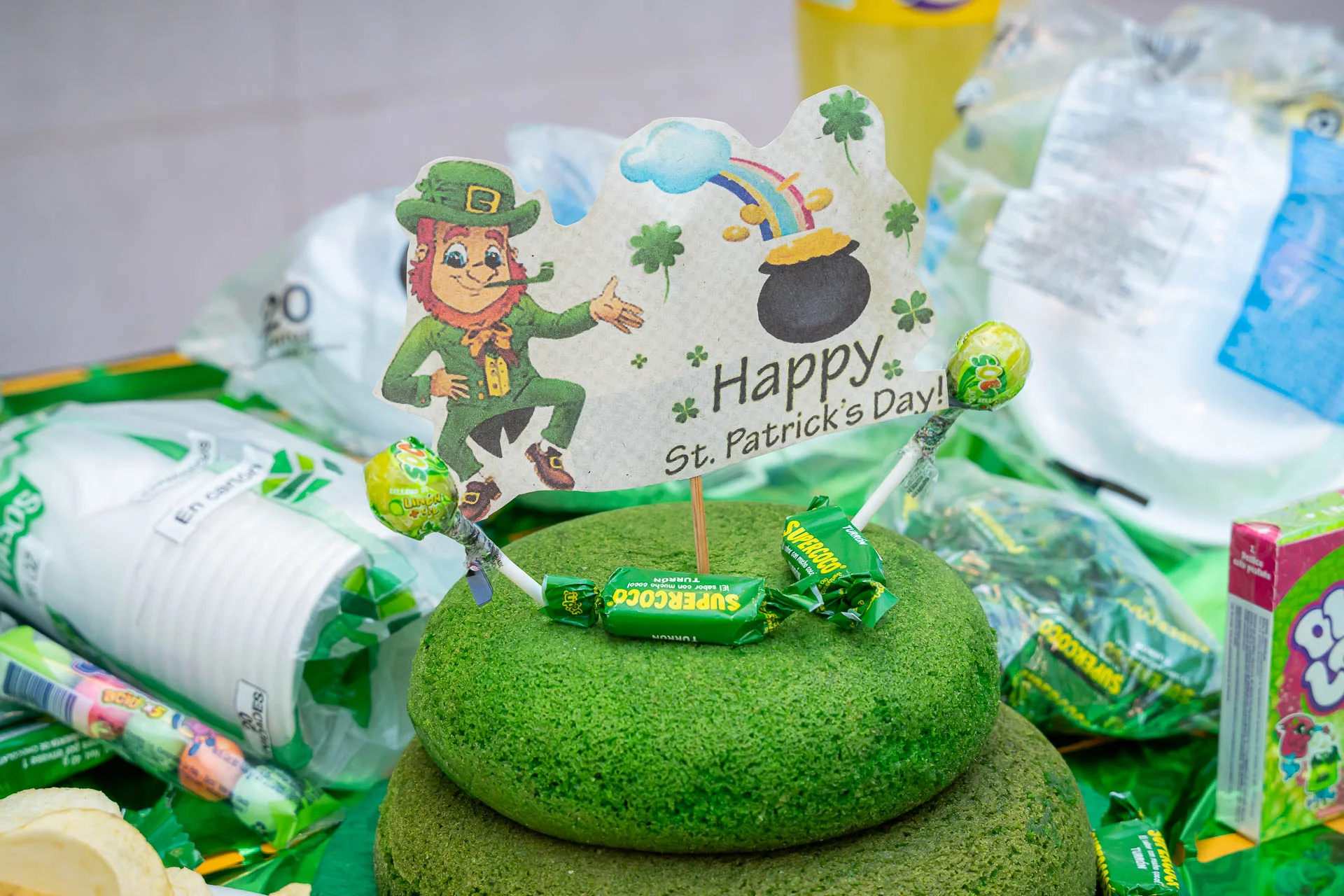 Celebración de St. Patrick’s Day en DSBS: actividades, disfraces y decoración verde.