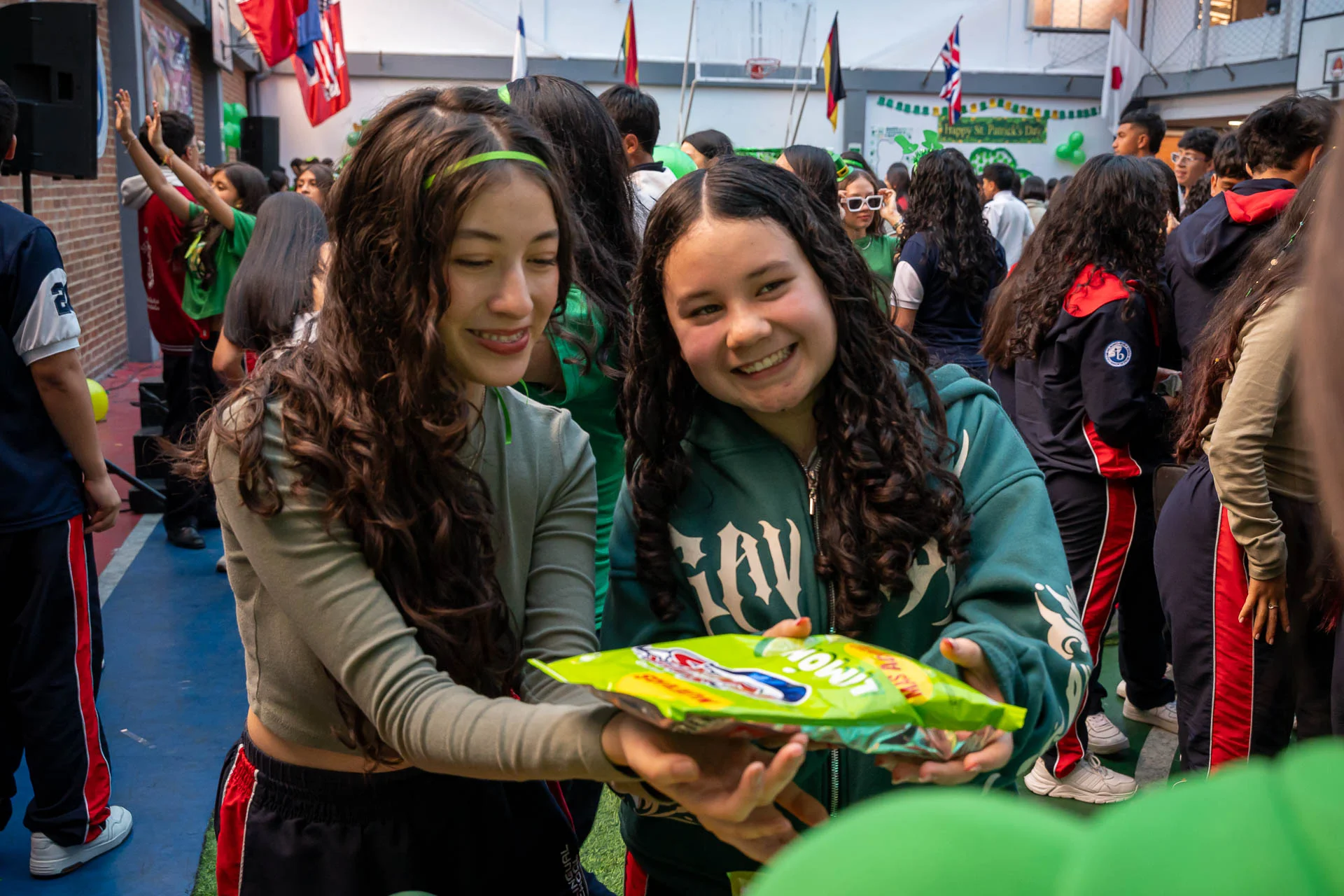Celebración de St. Patrick’s Day en DSBS: actividades, disfraces y decoración verde.