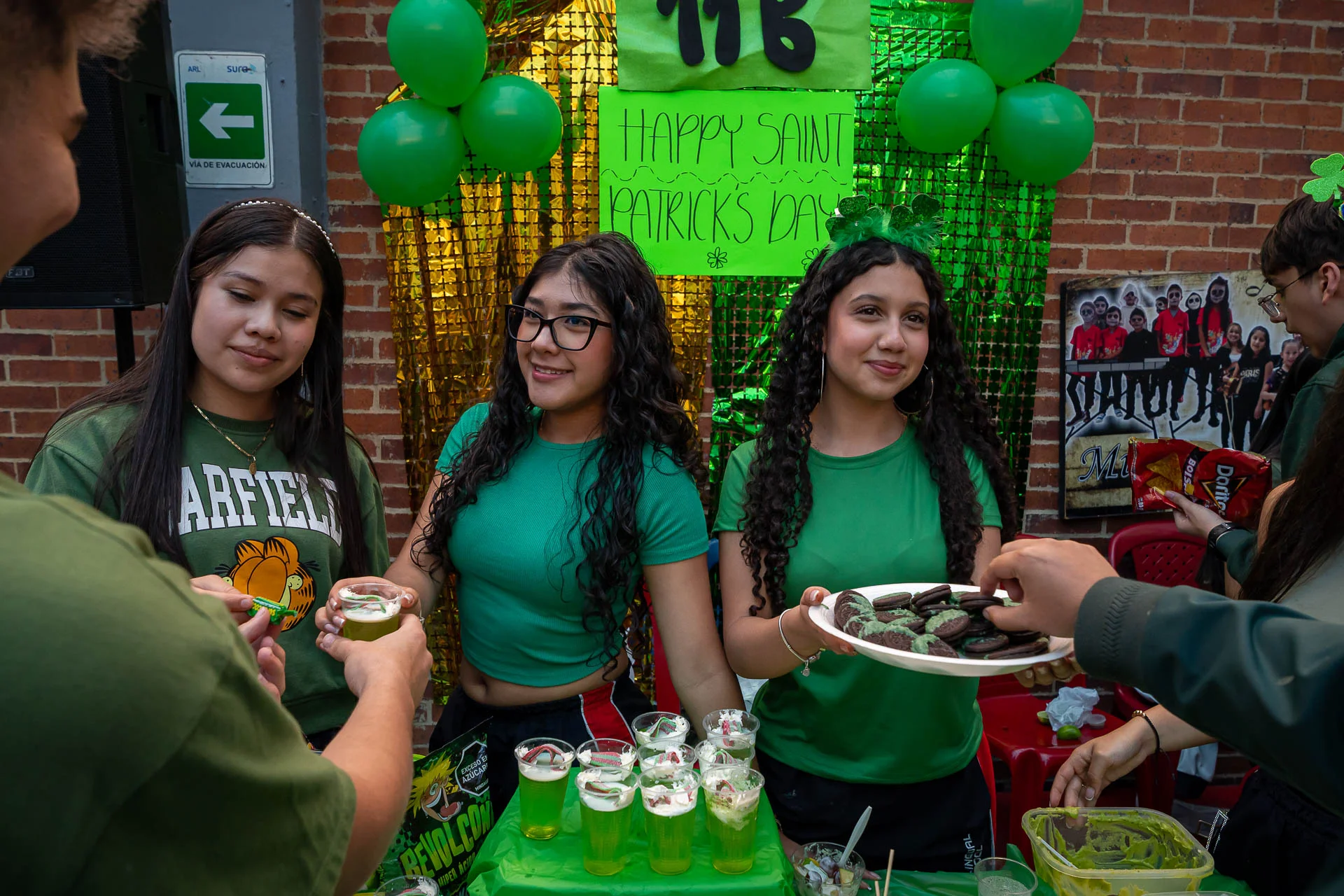 Celebración de St. Patrick’s Day en DSBS: actividades, disfraces y decoración verde.