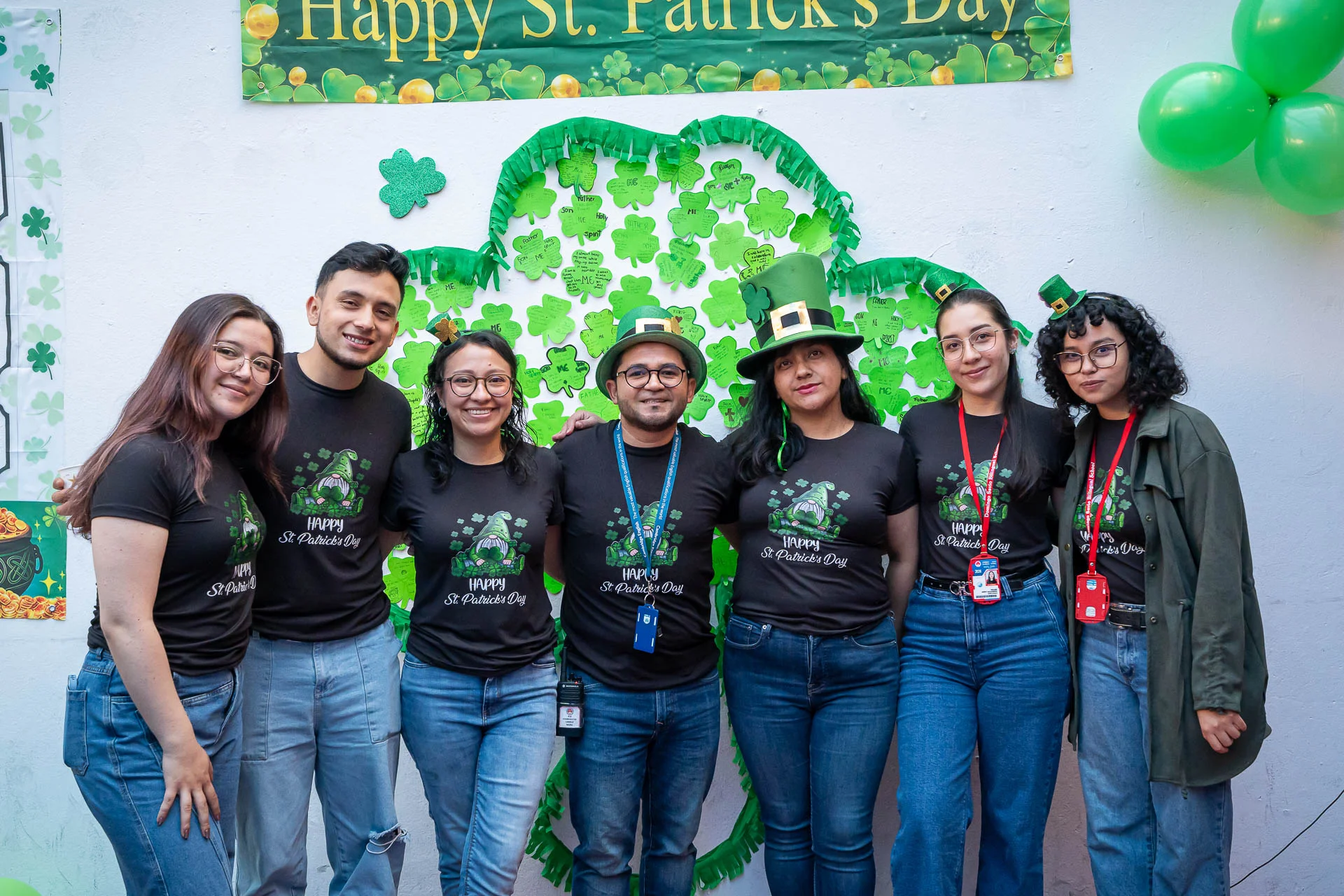 Celebración de St. Patrick’s Day en DSBS: actividades, disfraces y decoración verde.
