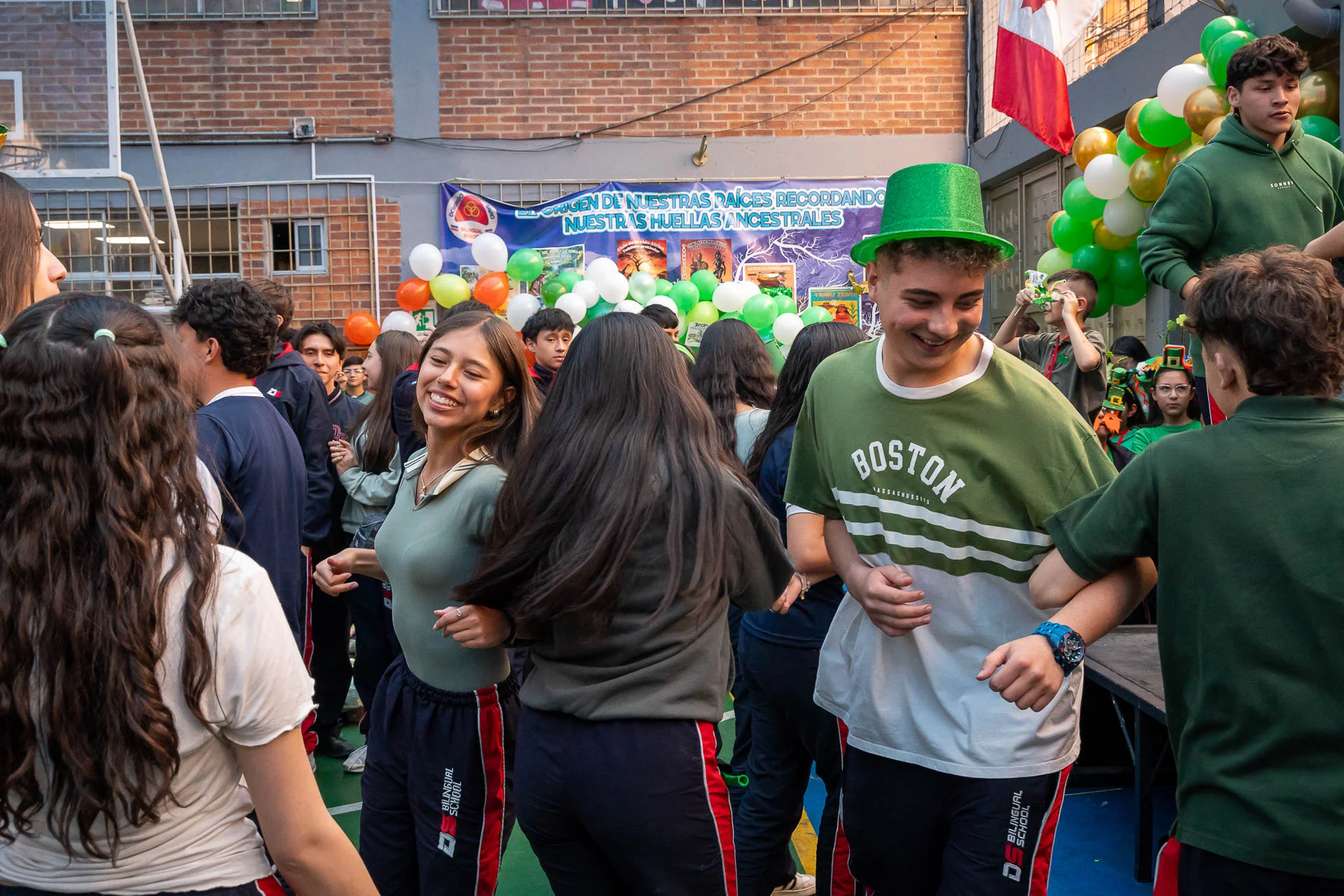 Celebración de St. Patrick’s Day en DSBS: actividades, disfraces y decoración verde.