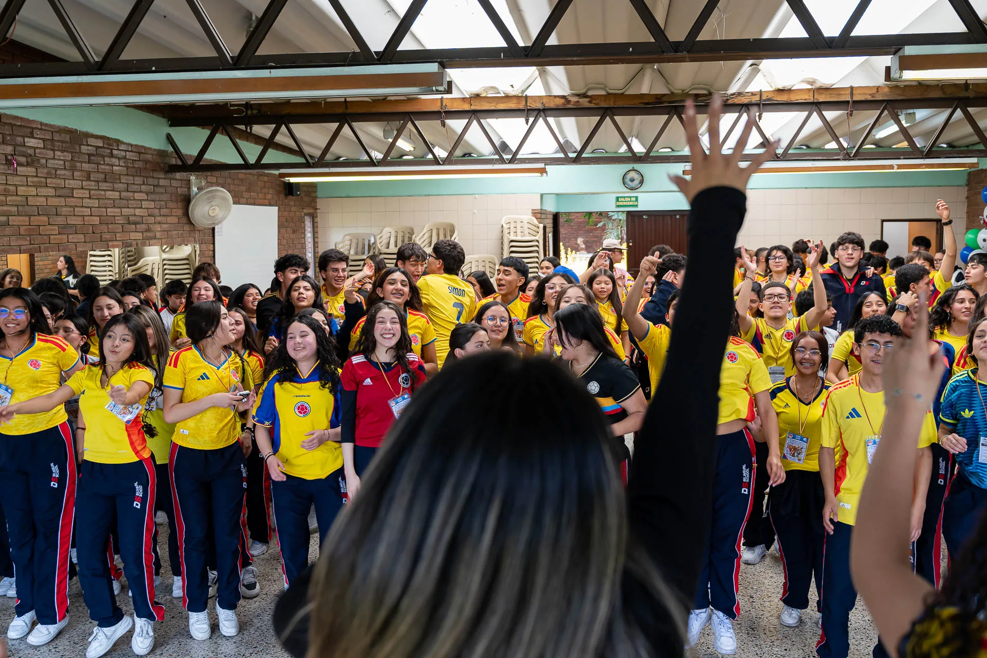 Estudiantes del Domingo Savio Bilingual School durante las actividades de Summer Day.