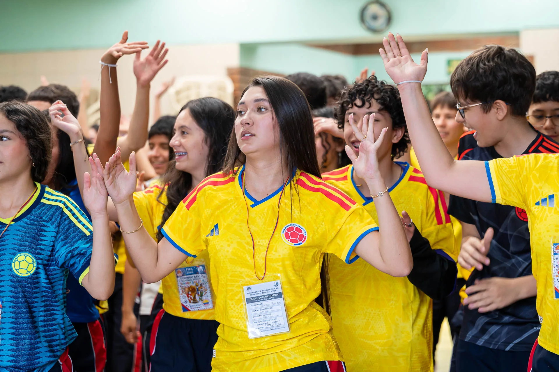 Estudiantes del Domingo Savio Bilingual School durante las actividades de Summer Day.