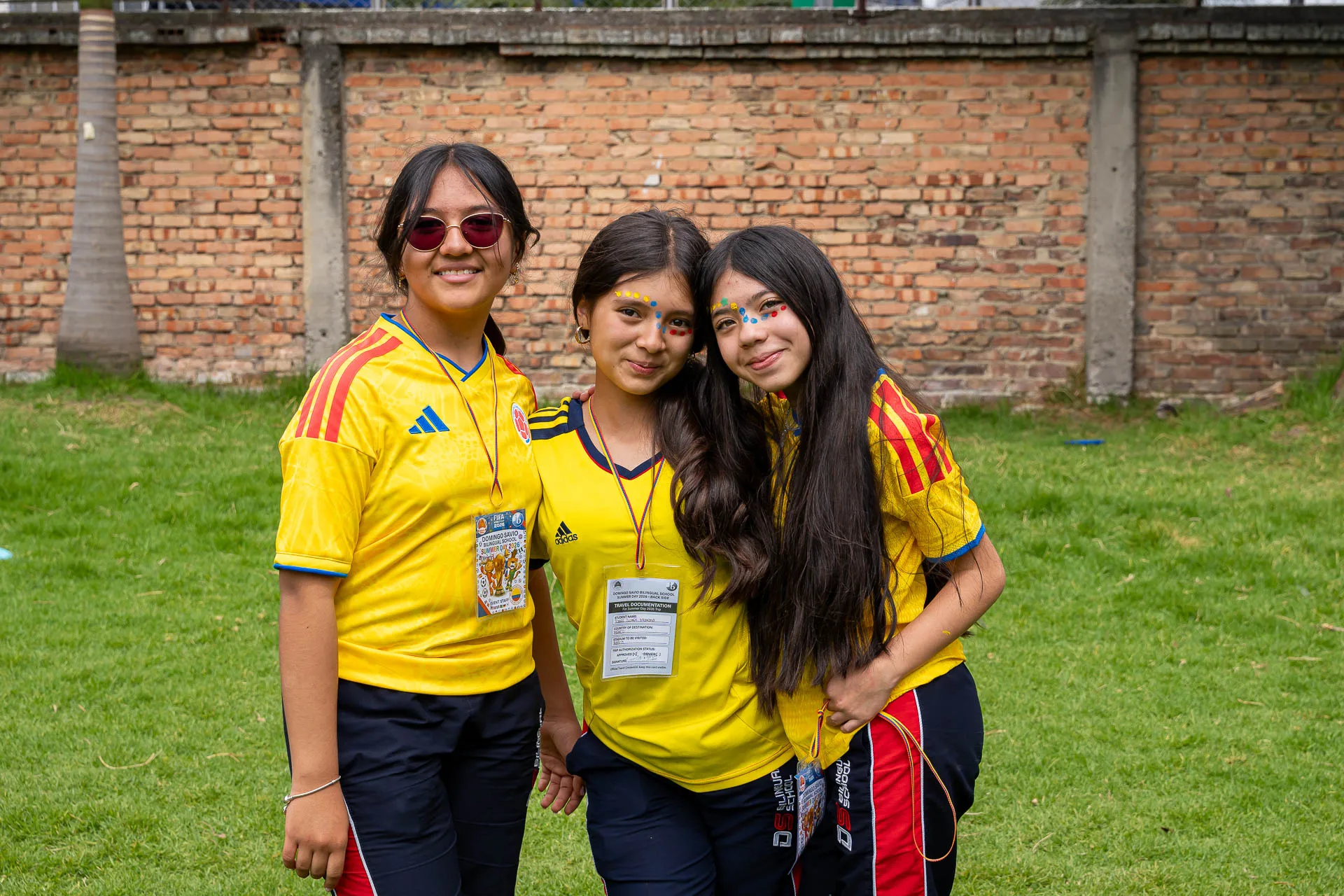 Estudiantes del Domingo Savio Bilingual School durante las actividades de Summer Day.
