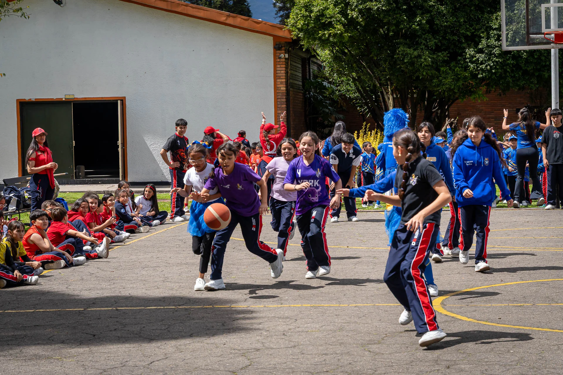 Encuentro de Casas 2026: estudiantes de la casa York en el Encuentro de Casas. Fotografía 21.