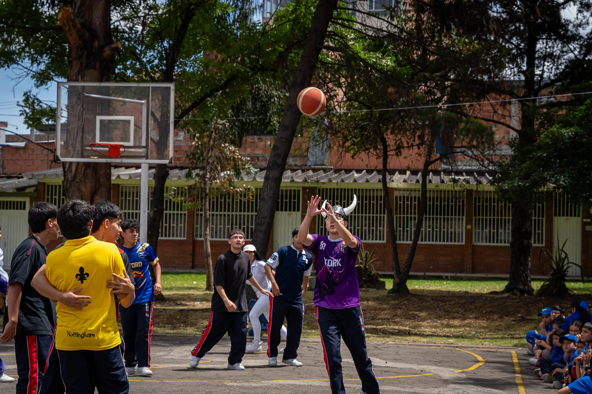 Encuentro de Casas 2026: estudiantes de la casa York en el Encuentro de Casas. Fotografía 22.
