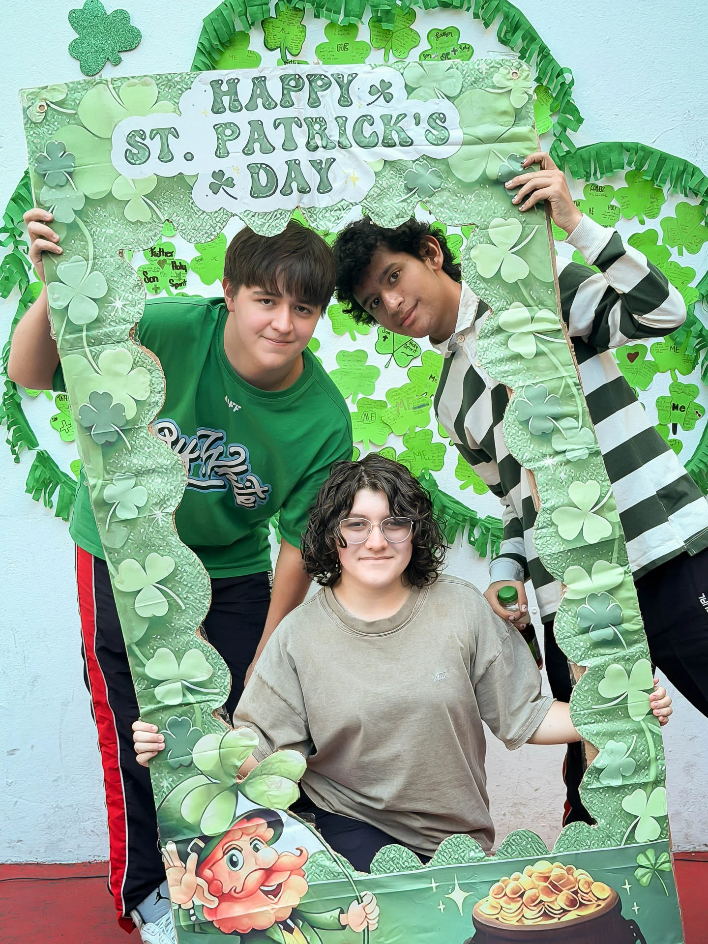 Retrato en el marco de St. Patrick’s Day durante la celebración en DSBS.
