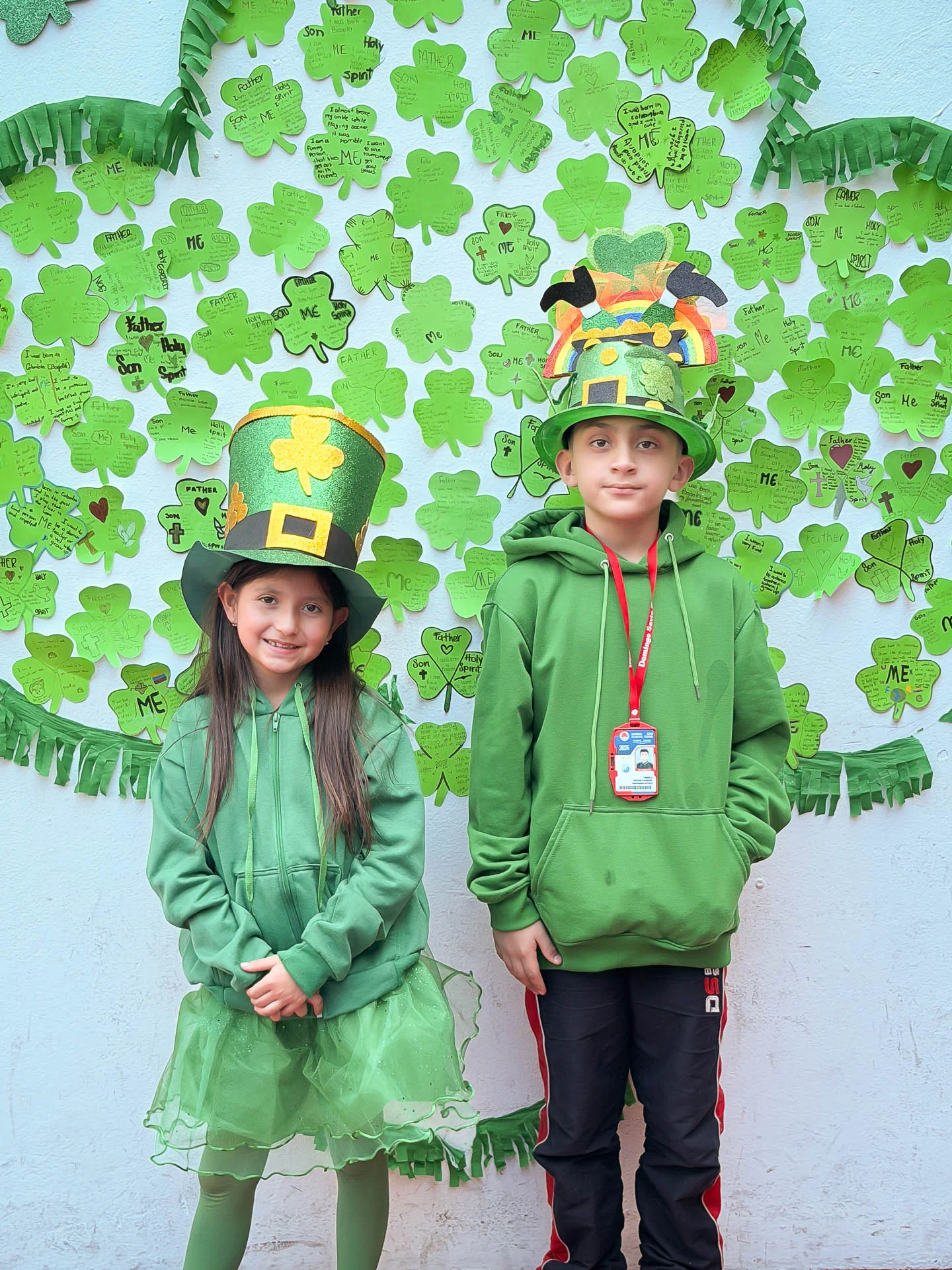Retrato en el marco de St. Patrick’s Day durante la celebración en DSBS.